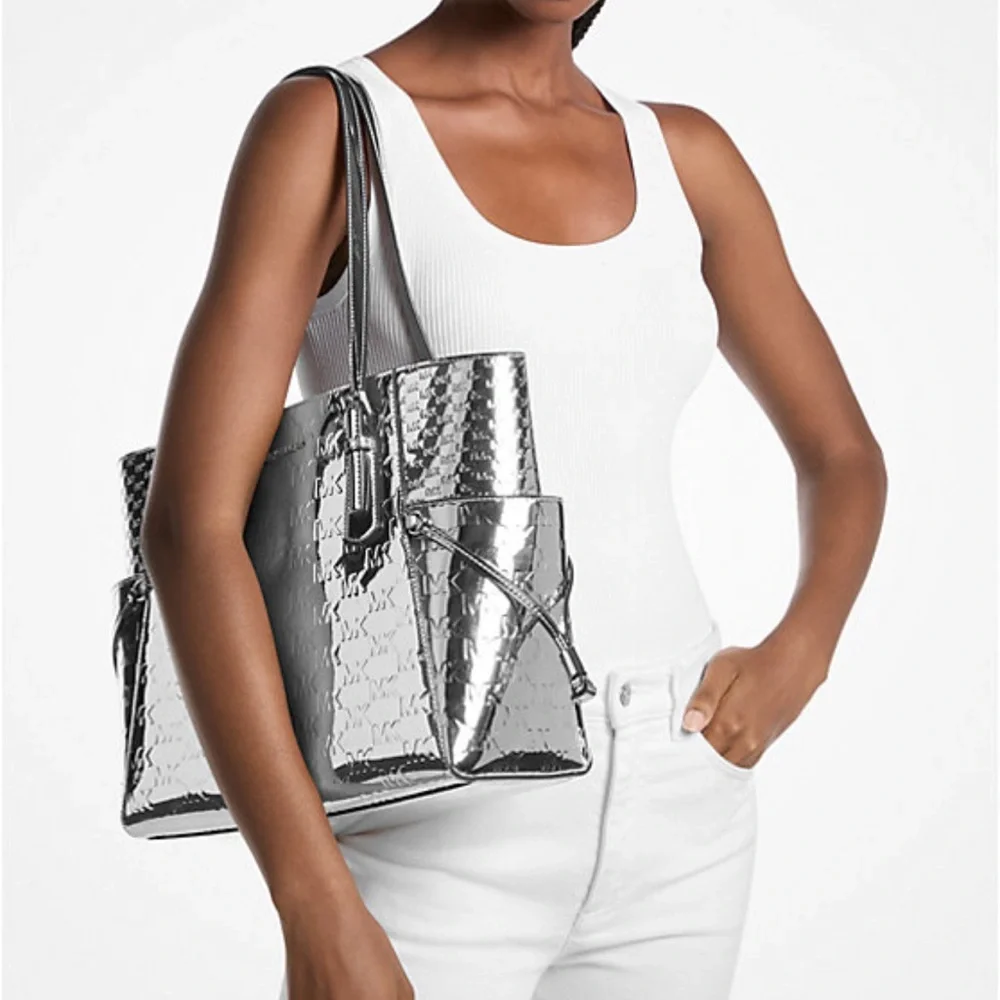 MICHAEL KORS Voyager Large Patent Logo Debossed EW Shoulder Tote Bag Silver NWT